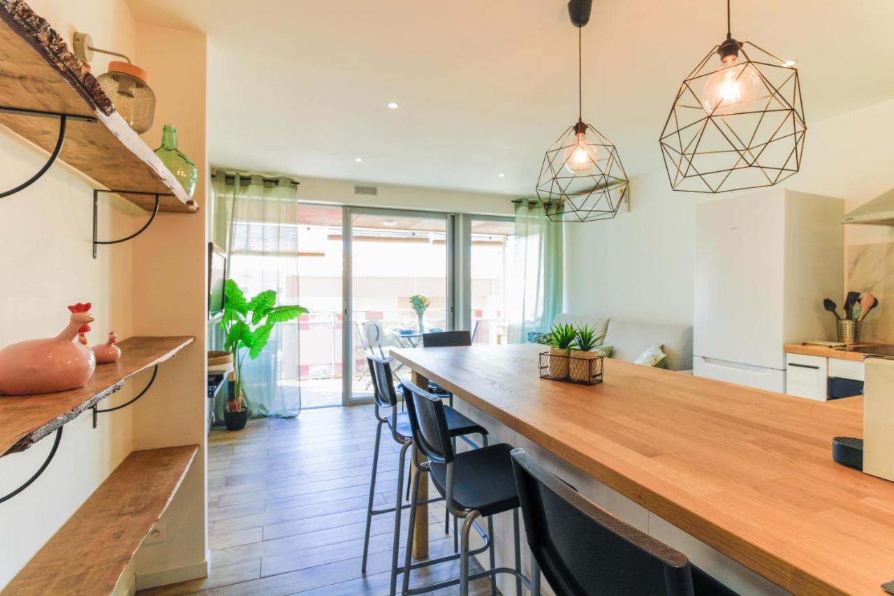 Select'Sohome - Appartement Renove Au Coeur Du Centre-Ville Du Lavandou - A Proximite Des Plages Et Commerces - Gaia Ле-Лаванду Экстерьер фото
